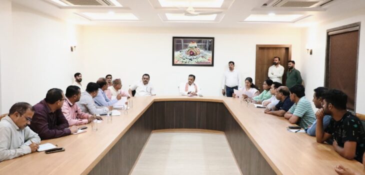 उप मुख्यमंत्री ने घरेलू गैस आपूर्ति व्यवस्था की समीक्षा की