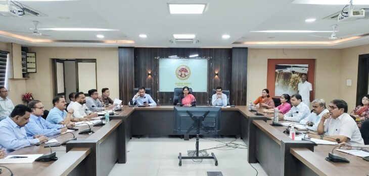 संकल्प से समाधान अभियान के आवेदनों का करें निराकरण – कलेक्टर