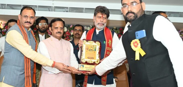 रीवा रायपुर हवाई सेवा शुरू होने पर छत्तीसगढ़ में खुशी की लहर