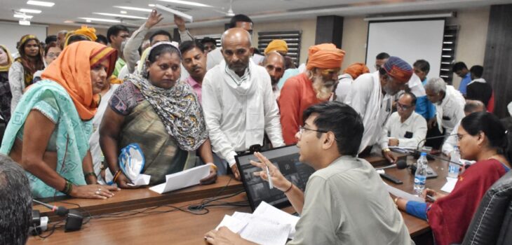 प्रभारी कलेक्टर सहित वरिष्ठ अधिकारियों ने की जनसुनवाई