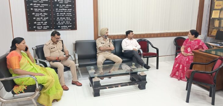 कलेक्टर और पुलिस अधीक्षक ने नीट परीक्षा केन्द्रों का किया निरीक्षण
