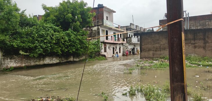 जिले में पिछले 24 घंटे में मूसलाधार बारिश, जिले भर के नदी-नाले उफान पर