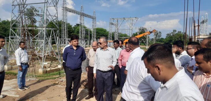एम पी ट्रांसको एमडी ने किया झिन्ना में निर्माणाधीन एक्स्ट्रा हाई टेंशन सबस्टेशन एवं ट्रांसमिशन लाइन कार्य का निरीक्षण