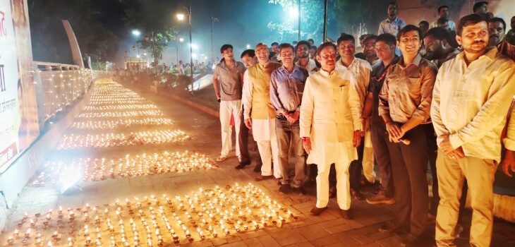 सेवा संकल्प अभियान में आशीर्वाद के 51 हजार दीपों से जगमगाया पचमठा